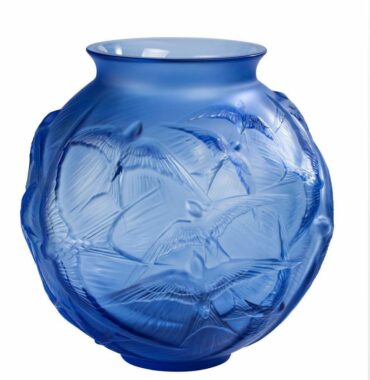 Vase hirondelles cristal bleu saphir lalique - Pujol maison