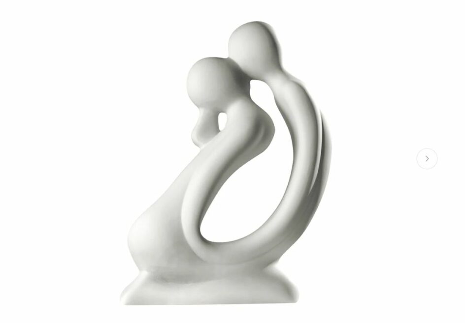 Sculpture "le baiser" en céramique blanc - Pujol maison